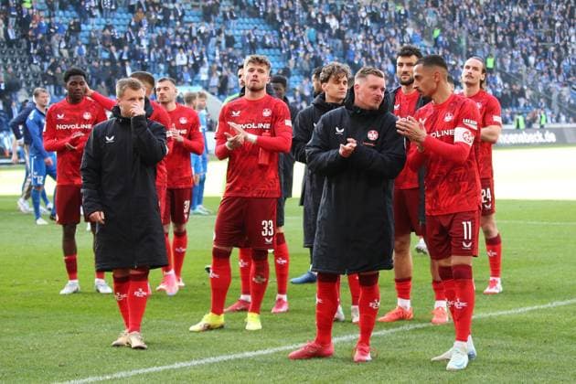 06 04 2025, xmohx, Soccer 2 Bundesliga, 1 FC Magdeburg 1 FC Kaiserslautern v l Marlon Ritter 1 FC Kaiserslautern Jan Elvedi 1 FC Kaiserslautern Jean Zimmer 1 FC Kaiserslautern Kevin Prince Redondo 1 FC Kaiserslautern Disappointed, sad, frustrated DFL DFB REGULATIONS PROHIBIT ANY USE OF PHOTOGRAPHS AS IMAGE SEQUENCES AND OR QUASI VIDEO Magdeburg