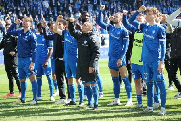 06 04 2025, xmohx, Soccer 2 Bundesliga, 1 FC Magdeburg 1 FC Kaiserslautern v l jubilation, joy about the victory with Baris Atik 1 FC Magdeburg DFL DFB REGULATIONS PROHIBIT ANY USE OF PHOTOGRAPHS as IMAGE SEQUENCES and or QUASI VIDEO Magdeburg