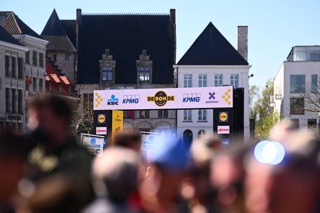 Ronde van Vlaanderen 2025 - Women Elite OUDENAARDE, BELGIUM - APRIL 06 : Illustration picture pictured during the 22th edition of the Ronde van Vlaanderen for Women Elite, an UCI Women s World Tour cycling race organized by Flanders Classics with start and finish in Oudenaarde after 168,8 km on April 6, 2025 in Oudenaarde, Belgium, 06 04 2025 Oudenaarde Belgium  Copyright: xGregoryxVanxGansenx
