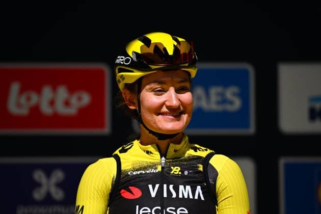 Ronde van Vlaanderen 2025 - Women Elite OUDENAARDE, BELGIUM - APRIL 06 : Van Agt Eva of Team Visma Lease a Bike pictured during the 22th edition of the Ronde van Vlaanderen for Women Elite, an UCI Women s World Tour cycling race organized by Flanders Classics with start and finish in Oudenaarde after 168,8 km on April 6, 2025 in Oudenaarde, Belgium, 06 04 2025 Oudenaarde Belgium  Copyright: xTomasxSiskx