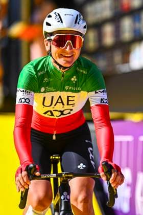 Ronde van Vlaanderen 2025 - Women Elite OUDENAARDE, BELGIUM - APRIL 06 : Longo Borghini Elisa of UAE Team ADQ before the start of the race pictured during the 22th edition of the Ronde van Vlaanderen for Women Elite, an UCI Women s World Tour cycling race organized by Flanders Classics with start and finish in Oudenaarde after 168,8 km on April 6, 2025 in Oudenaarde, Belgium, 06 04 2025 Oudenaarde Belgium  Copyright: xGregoryxVanxGansenx