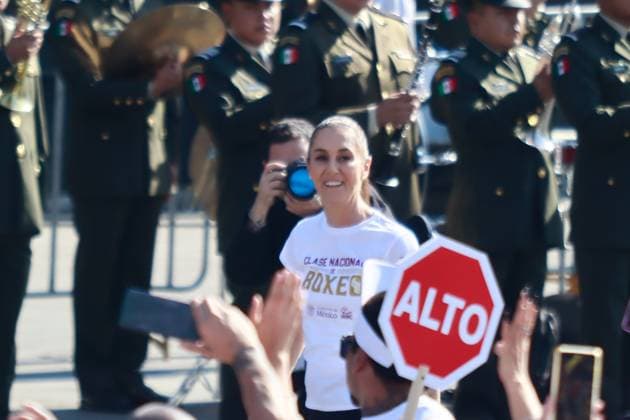 April 6, 2025, Mexico City, Ciudad de Mexico, Mexico: MexicoÃ¢â‚¬â ¢s President, Claudia Sheinbaum Pardo, attends the National Boxing Class at main square Zocalo. on April 6, 2025 in Mexico City, Mexico. Mexico City Mexico - ZUMAe321 20250406_zsa_e321_016 Copyright: xCarlosxSantiagox