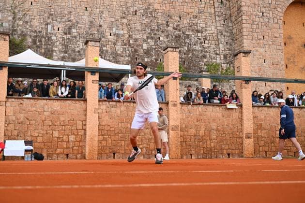 Monaco Rolex Masters - Practice And Media Day Stefanos Tsitsipas (GRE) during his practice at the Monaco Rolex Masters in Monte Carlo, on April, 6, 2025. Photo by Corinne Dubreuil ABACAPRESS.COM Monte-Carlo Monaco  Copyright: xDubreuilxCorinne ABACAx