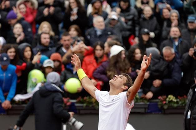 (250407) -- BUCHAREST, April 7, 2025 -- Flavio Cobolli of Italy celebrates after defeating Sebastian Baez of Argentina in the final match of ATP, Tennis Herren 250 Tiriac Open tennis tournament in Bucharest, Romania, April 6, 2025. (Photo by Xinhua) (SP)ROMANIA-BUCHAREST-TENNIS-ATP 250-TIRIAC OPEN-FINAL CristianxCristel 