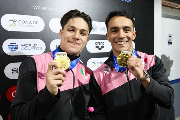 (250407) -- GUADALAJARA, April 7, 2025 -- Gold medalists Juan Manuel Celaya Hernandez (R) Osmar Olvera Ibarra of Mexico pose after the awarding ceremony of the men s Synchronized 3m springboard event at the World Aquatics Diving World Cup 2025 in Guadalajara, Jalisco, Mexico, on April 6, 2025. (Photo by Xinhua) (SP)MEXICO-JALISCO-GUADALAJARA-DIVING-WORLD CUP-MEN S SYNCHRONIZED 3M SPRINGBOARD-FINAL DianaxMarquez 