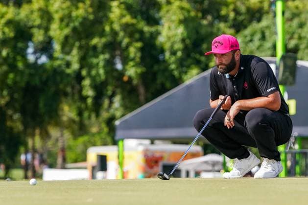 April 6, 2025, Doral, Florida, USA: Jon Rahm, captain of Legion XIII, lines up a putt on the 17th green during the final round of LIV Golf Miami at Trump National Doral. Doral USA - ZUMAw109 20250406_fap_w109_073 Copyright: xDebbyxWongx