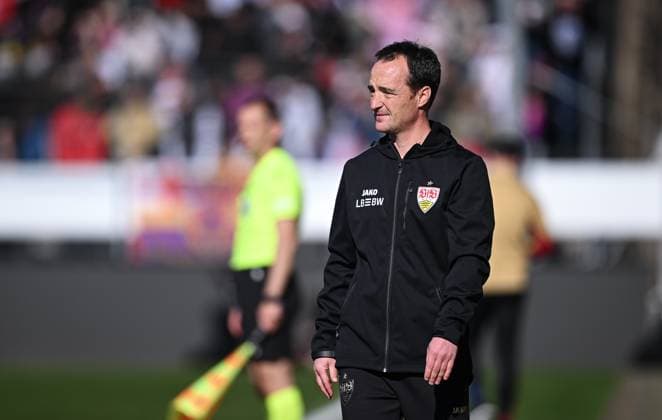 FOOTBALL Football UEFA Youth League 2024 2025 quarter-finals at GAZI Stadium in Degerloch 02 04 2025 VfB Stuttgart FC Barcelona Coach Nico Willig VfB Stuttgart