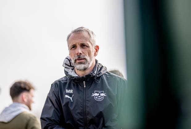 Leipzigs Cheftrainer Trainer Coach Marco Rose. Oeffentliches Training RB Leipzig am 25. Maerz 2025. Red Bull Akademie, Leipzig. Oeffentliches Training RB Leipzig *** Leipzigs head coach Coach Marco Rose Public training RB Leipzig on March 25, 2025 Red Bull Academy, Leipzig Public training RB Leipzig