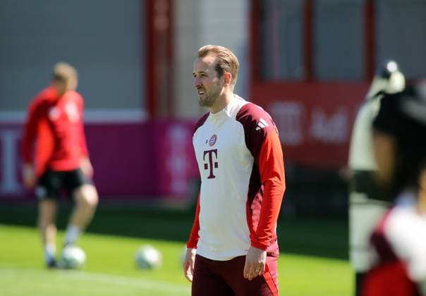 Football, Men, Champions League, Season 2024 2025, FC Bayern Munich, Final training Harry Kane FC Bayern Munich standing, head, upper body