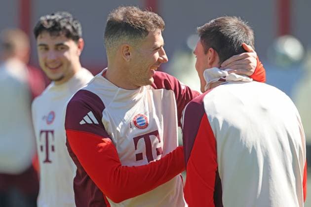 8 Leon Goretzka and 16 Joao Palhinha, are in a good mood, Football final training FC Bayern Munich against Inter Milan, before the first leg of the quarter-final of this years UEFA Champions League season 07 04 2025 Training ground, Säbenerstr PHOTO Mladen Lackovic LakoPress