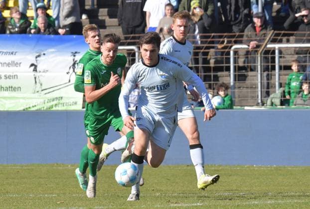 02 03 2025, GER, Soccer, Regionalliga West, Season 2024 2025, Matchday 24, Ohlendorf Stadion im Heidewald, Gütersloh FC Gütersloh SC Paderborn 07 U23 3 2 Martin Ens SC Paderborn 07 U32 Action, Single image, Landscape