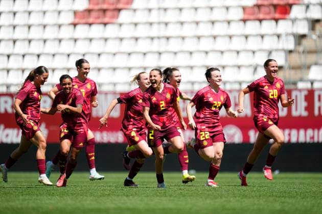 Germany v Norway - Women s Under23 Tournament Final The German players celebrate victory after the Women s Under23 Tournament Final between Germany Women s U23 and Norway Women s U23 at Estadio Enrique Roca on April 7, 2025 in Murcia, Spain. Murcia Spain  Copyright: xJosexBretonx originalFilename:bretonhernandez-germanyv250407_npQS7.jpg