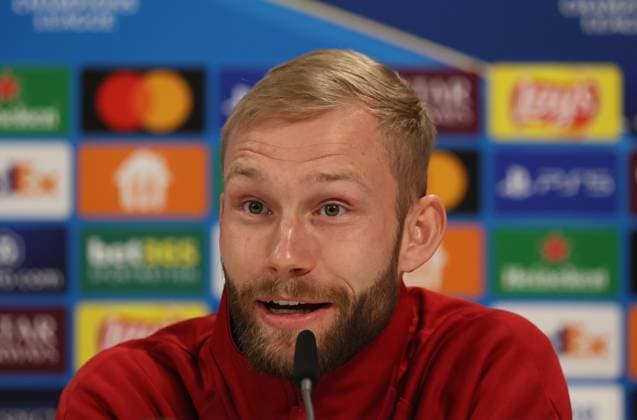 Football, Men, Champions League, Season 2024 2025, FC Bayern Munich, International Press Conference Konrad Laimer FC Bayern Munich at the press conference, Head, Portrait