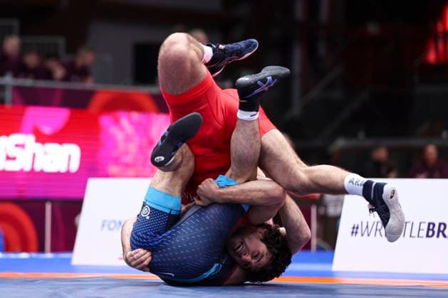 Sport Themen der Woche KW15 Sport Bilder des Tages Wrestling European Championships 2025 79kg FS - Zelimkhan Khadjiev (FRA) df. Orkhan Abasov (AZE) Bratislava X-BIONIC SPHERE Slovakia *** Wrestling European Championships 2025 79kg FS Zelimkhan Khadjiev FRA df Orkhan Abasov AZE Bratislava X BIONIC SPHERE Slovakia Copyright: xUnitedxWorldxWrestlingx xJakexKix