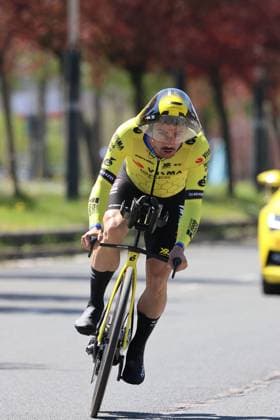07-04-2025 Itzulia Basque Country; Tappa 01 Vitoria Gasteiz - Baskonia Alaves; 2025, Visma - Lease A Bike; Campenaerts, Victor; 