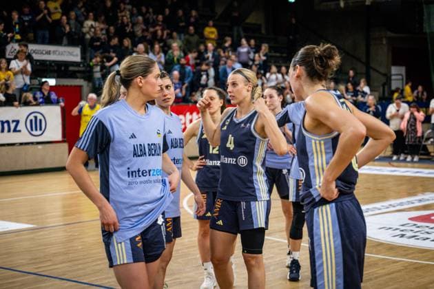 Basketball Berlin 07 04 2025 Season 2024 2025 Toyota Womens Basketball Bundesliga 1 Bundesliga Playoffs Semifinals Game 2 Alba Berlin Saarlouis Royals downed Alba players