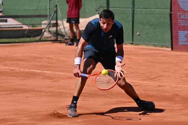 April 7, 2025, Madrid, Madrid, Spain: BERNABE ZAPATA playing the tennis match of the ATP, Tennis Herren Challenger 100 Open Comunidad de Madrid, at the Club de Campo Villa de Madrid on April 7, 2025. Madrid Spain - ZUMAc312 20250407_zsp_c312_212 Copyright: xOscarxManuelxSanchezx