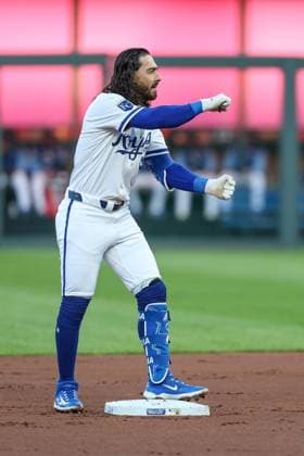 MLB, Baseball Herren, USA 2025: Twins Vs Royals APR 07 April 7, 2025: Kansas City Royals third baseman Jonathan India (6) reacts to his first inning double against the Minnesota Twins during an MLB baseball game at Kauffman Stadium in Kansas City, MO. David Smith CSM (Credit Image: Â David Smith Cal Media) Kansas City Mo United States of America EDITORIAL USE ONLY Copyright: xx ZUMA-20250407_zma_c04_002.jpg DavidxSmithx csmphotothree374065