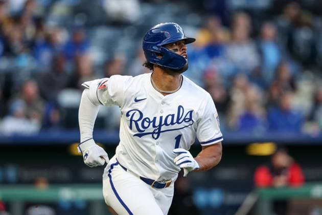 MLB, Baseball Herren, USA 2025: Twins Vs Royals APR 07 April 7, 2025: Kansas City Royals left fielder MJ Melendez (1) watches his double during the second inning of an MLB baseball game against the Minnesota Twins at Kauffman Stadium in Kansas City, MO. David Smith CSM (Credit Image: Â David Smith Cal Media) Kansas City Mo United States of America EDITORIAL USE ONLY Copyright: xx ZUMA-20250407_zma_c04_013.jpg DavidxSmithx csmphotothree374073