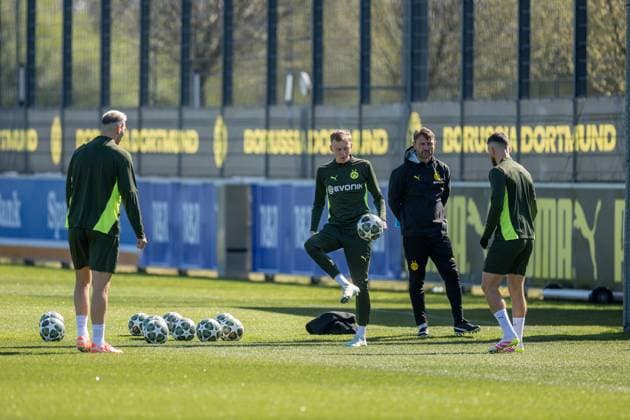 08 04 2025, Final training for the UEFA Champions League match between FC Barcelona and Borussia Dortmund, f l Niklas Süle Borussia Dortmund , Maximilian Beier Borussia Dortmund , Co coach Robert Kovac Borussia Dortmund , Salih Özcan Borussia Dortmund , Dortmund training ground Borussia Dortmund NRW Germany xRHR PHOTO DEx Copyright: DennisxEwert RHR-FOTOx RHR-FOTO DE