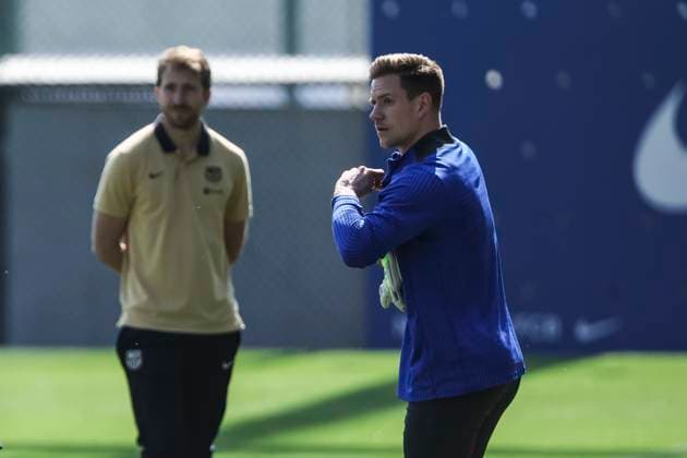 April 8, 2025, Sant Joan Despi, Barcelona, SPAIN: Marc-Andre ter Stegen during the training day of FC Barcelona, Barca ahead UEFA Champions League, football match against Borussia Dortmund at Ciudad Esportiva Joan Gamper on April 08, 2025 in Sant Joan Despi, Barcelona, Spain. Sant Joan Despi SPAIN - ZUMAa181 20250408_zaa_a181_009 Copyright: xJavierxBorregox