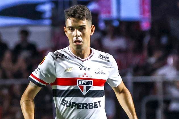 Portraits of brazilian soccer players Oscar, sao paulo soccer player. Credit: leco viana thenews2 (Foto: Leco Viana Thenews2 imago images) SPO  Copyright: xLecoxVianax
