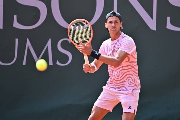 Atkinson Monza Open 2025 Federico Coria of Argentina participates in the ATP, Tennis Herren Challenger Atkinson Monza Open 2025 at Villa Reale Tennis in Monza, Italy, on April 8, 2023. Monza Italy  Copyright: xMichelexMaravigliax originalFilename:maraviglia-tennisat250408_np4ON.jpg