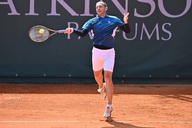 Atkinson Monza Open 2025 Daniel Evans of Great Britain participates in the ATP, Tennis Herren Challenger Atkinson Monza Open 2025 at Villa Reale Tennis in Monza, Italy, on April 8, 2023. Monza Italy  Copyright: xMichelexMaravigliax originalFilename:maraviglia-tennisat250408_npWI1.jpg