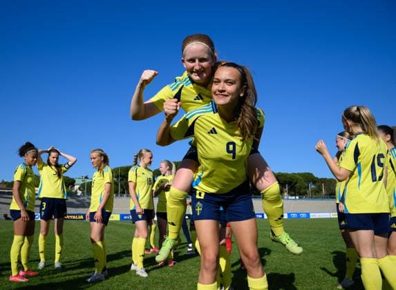 250408 Bianca Hultbäck Nattlands of Sweden celebrates after the UEFA Women s Under 19 Euro Qualifier football match between Italy and Sweden on April 8, 2025 in Forli Photo Cristiano Mazzi BILDBYRAN code XY XY0057 fotboll football soccer fotball f19 landslag em kval euro qualifier italy sverige sweden dam bbeng jubel  Copyright: CRISTIANOxMAZZI BB250408BB626