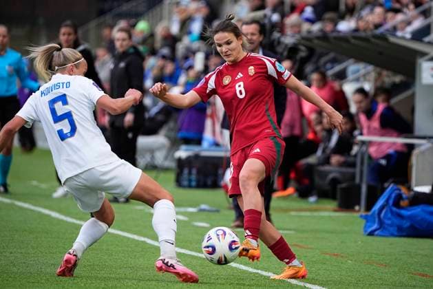 Emma Koivisto of Finland and Viktoria Szabo of Hungary during the UEFA WomenÂ s Nations League match between Finland and Hungary at the Tammela Stadion on 8th April 2025 in Tampere, Finland. (Kalle Parkkinen Newspix24)  Copyright: xKALLExPARKKINENx _KP95861
