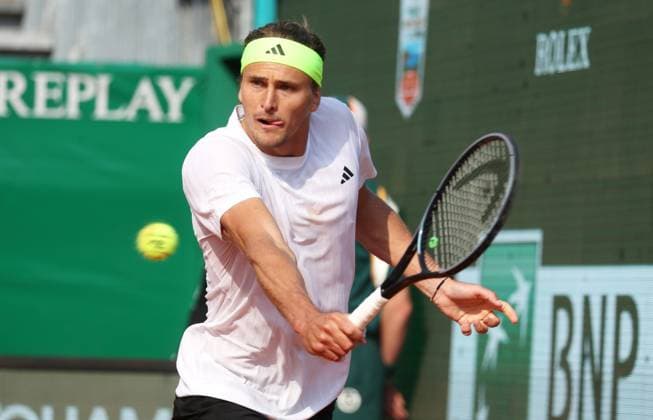 Rolex Monte-Carlo Masters PHOTOPQR NICE MATIN Dylan Meiffret ; Monaco ; 08 04 2025 ; 1ers tours du Rolex Monte-Carlo Masters. ICI : Match entre Alexander Zverev et Matteo Berrettini. L italien remporte le match ICI : Alexander Zverev Rolex Monte-Carlo Masters at Monte-Carlo Country Club on April 8, 2025 Monaco France  Copyright: xPHOTOPQR NICExMATIN MAXPPPxDylanxMeiffretx 20250408NIM9703 20250408NIM9703