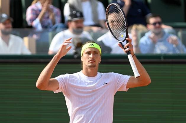 ALEXANDER ZVEREV, Germania, Monte Carlo Masters 2025, Berrettini vs Zverev, 6-2 3-6 5-7 , 08-04-2025, Azione, Action, Single shot, Gesti, Close up TENNIS MONTE CARLO MASTERS 2025