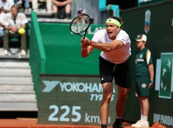 Rolex Monte-Carlo Masters PHOTOPQR NICE MATIN Dylan Meiffret ; Monaco ; 08 04 2025 ; 1ers tours du Rolex Monte-Carlo Masters. ICI : Match entre Alexander Zverev et Matteo Berrettini. L italien remporte le match ICI : Zverev Rolex Monte-Carlo Masters at Monte-Carlo Country Club on April 8, 2025 Monaco France  Copyright: xPHOTOPQR NICExMATIN MAXPPPxDylanxMeiffretx 20250408NIM9857 20250408NIM9857