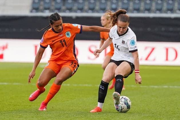 UEFA Women s Nations League 2024 2025, League A, Group 1 08 04 2025, Matchday 4 Austria vs Netherlands CASHPOINT Arena Altach, Austria Esmee Brugts Netherlands , Annabel Schasching Austria Copyright: xLukaxKolanovicx