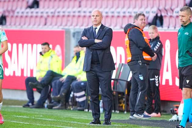 UEFA Women s Nations League Denmark Italy Italy Italy s coach Andrea Soncin during the UEFA Women s Nations League match between Denmark and Italy at MCH Arena in Herning on Tuesday, April 8, 2025 Photo Bo Amstrup Scanpix 2025 , Herning Denmark  Copyright: BoxAmstrupx spdk20250408-181255-L
