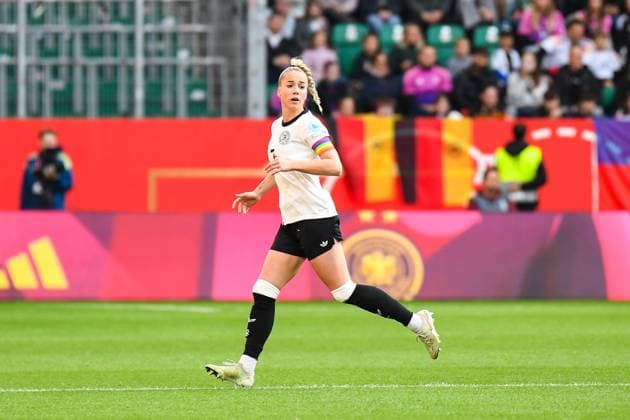Soccer I Women I Season 2024 2025 I International match I Germany Scotland I 08 04 2025 Giulia Gwinn 7, Germany Crop, close-up, portrait, portrait, single photo, single image, body Wolfsburg Volkswagen Arena Lower Saxony Germany Copyright: xLobeca InesxHähnelx
