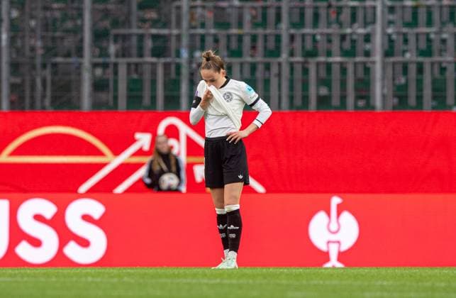 Soccer, Women, 2024 25 season, UEFA Nations League League A, Group 1, Matchday 4 in Wolfsburg, Germany Scotland, Sophia Kleinherne Germany , Disappointment after conceding 0 1, 08 04 2025, Copyright: xSebastianxRäppold MatthiasxKochx