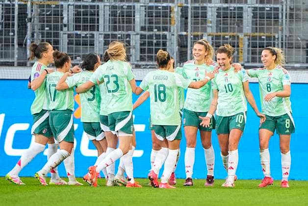 UEFA Women s Nations League Denmark Italy Italy s players celebrate the third goal scored by Cristiana Girelli during the UEFA Women s Nations League match between Denmark and Italy at MCH Arena in Herning on Tuesday, April 8, 2025 Photo Bo Amstrup Scanpix 2025 , Herning Denmark  Copyright: BoxAmstrupx spdk20250408-194401-L