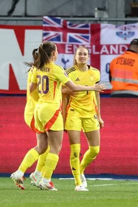 Belgium s Tessa Wullaert celebrates after scoring during a soccer game between the national teams of Belgium (Red Flames) and England, on the fourth matchday in group A3 of the 2024-25 Women s Nations League competition, on Tuesday 08 April 2025 in Heverlee, Leuven. BRUNOxFAHY  x120285829x