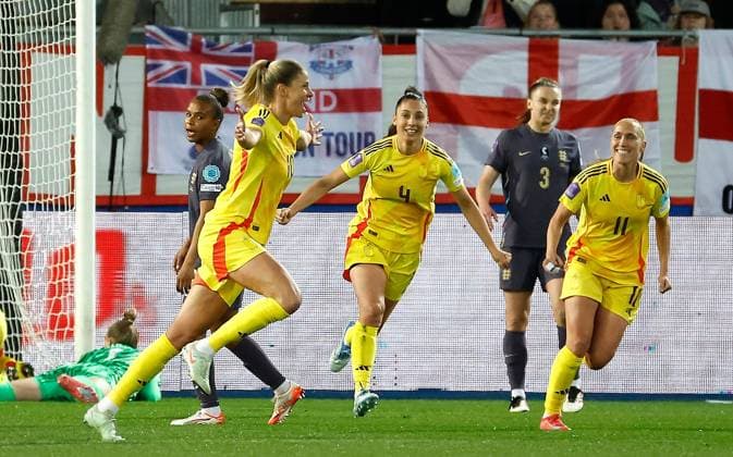 Justine Vanhaevermaet of Belgium celebrates scoring a goal to make the score 2-0 Belgium Women v England Women, UEFA Women s Nations League - League A - Group 3, Football, The King Power At Den Dreef Stadium, Leuven, Belgium - 08 Apr 2025 EDITORIAL USE ONLY No use with unauthorised audio, video, data, fixture lists, club league logos or live services. Online in-match use limited to 120 images, no video emulation. No use in betting, games or single club league player publications. Copyright: xVandenxWijngaert Shutterstockx 15243592ad
