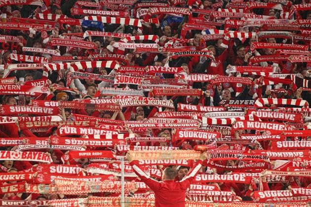 Fans , Bayern München-Inter Mailand, UEFA Champions League Viertelfinale , Fußball , in der Allianz Arena Stadion , München , Bayern , Deutschland . April 08, 2025 . Photo by: Davide Elias Ipa Photo Pressefoto DENL Copyright: xDavidexEliasx