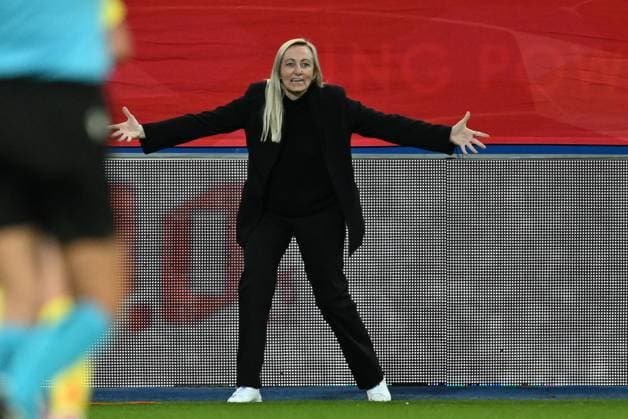 250408 BELGIUM VS ENGLAND Head Coach Elisabet Gunnarsdottir of Belgium celebrates during a game between the national teams of Belgium, called the Red Flames and England on the 4th matchday in group A3 of the 2024-25 Women s Nations League competition, on Tuesday 8 April 2025 in Leuven , Belgium . PHOTO SPORTPIX David Catry Leuven Den Dreef Belgium  Copyright: xSportpix.bex xDavidxCatryxDavidxCatryx