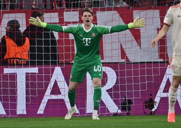 08 04 2025, xjrdrx, Football UEFA Champions League, FC Bayern Muenchen Inter Milan v l Jonas Urbig FC Bayern Muenchen DFL DFB REGULATIONS PROHIBIT ANY USE OF PHOTOGRAPHS as IMAGE SEQUENCES and or QUASI VIDEO Muenchen