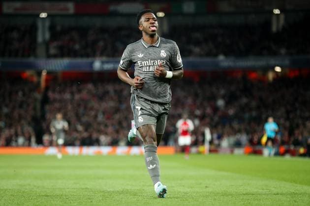 UEFA Champions League Quarter-finals Arsenal v Real Madrid Vinicius Junior of Real Madrid reacts during the UEFA Champions League Quarter-finals match Arsenal vs Real Madrid at Emirates Stadium, London, United Kingdom, 8th April 2025 (Photo by Izzy Poles News Images) London Emirates Stadium Greater London United Kingdom Copyright: xIzzyxPoles NewsxImagesx