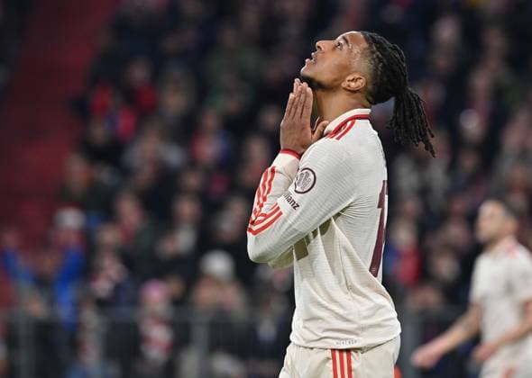 08 04 2025, xjrdrx, Soccer UEFA Champions League, FC Bayern Muenchen Inter Milan v l Michael Olise FC Bayern Muenchen disappointed, disappointed looking, dissapointed DFL DFB REGULATIONS PROHIBIT ANY USE OF PHOTOGRAPHS as IMAGE SEQUENCES and or QUASI VIDEO Muenchen
