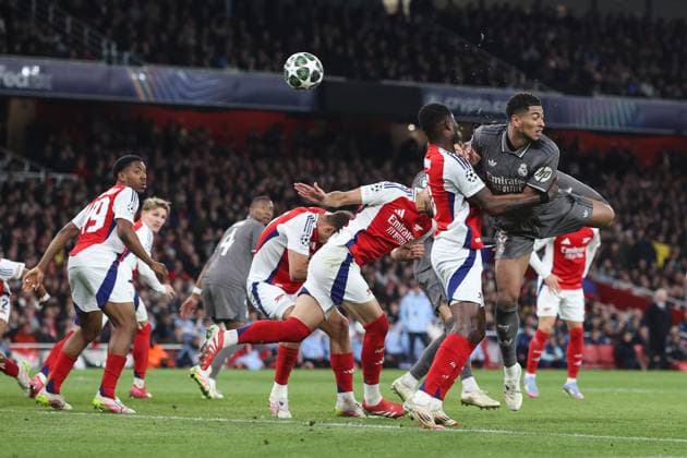 Arsenal gegen Real Madrid 08. April 2025, London UEFA Champions League Fußball, Viertelfinale, Hinspiel Arsenal gegen Real Madrid Jude Bellingham von Real Madrid schießt den Ball Foto Charlotte Wilson Abseits London UK  Copyright: xCharlottexWilsonx xOffsidexOffside