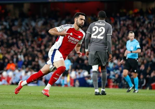 Mikel Merino celebrates scoring the 3rd Arsenal goal Arsenal v Real Madrid, Football, UEFA Champions League, Emirates Stadium, Islington, London, UK - 08 04 2025 Editorial use only  Copyright: xMattxImpey Shutterstockx 15244749az