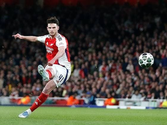 Bilder des Jahres 2025, Sport 04 April Sport Bilder des Tages Declan Rice puts Arsenal 1-0 up scoring directly from a free kick in the 2nd half Arsenal v Real Madrid, Football, UEFA Champions League, Emirates Stadium, Islington, London, UK - 08 04 2025 Editorial use only  Copyright: xMattxImpey Shutterstockx 15244749be