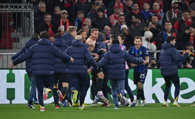 08 04 2025, xjrdrx, Football UEFA Champions League, FC Bayern Muenchen Inter Milan v l Davide Frattesi Inter Milan celebrate the goal, Der Torjubel zum 1 2 DFL DFB REGULATIONS PROHIBIT ANY USE OF PHOTOGRAPHS as IMAGE SEQUENCES and or QUASI VIDEO Muenchen
