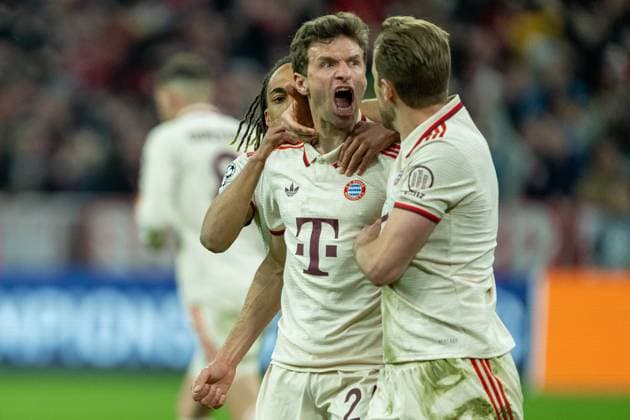 Goal for 1 1 by Thomas Mueller FC Bayern Muenchen, 25 , with Sacha Boey FC Bayern Muenchen, 23 and Harry Kane FC Bayern Muenchen, 09 , GER, FC Bayern Muenchen vs Inter Milan, Football, UEFA, Champions League, fourth leg, first leg, 2024 2025 season, 08 04 2025, GER, FC Bayern Muenchen vs Inter Milan, Football, UEFA, Champions League, fourth leg, first leg, 2024 2025 season, 08 04 2025 Muenchen Copyright: xEibner-Pressefotox EP_EER